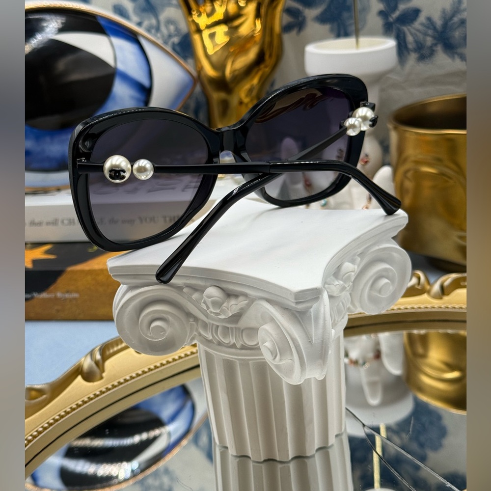 🆕 CHANEL 🧿 NWOT CH5339H Oversized Square Sunglass with Pearl Detail, Black - Picture 15 of 16